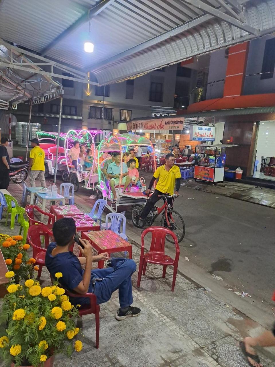 Nha Nghi Nam Phuong Acomodação com café da manhã Hà Tiên Exterior foto